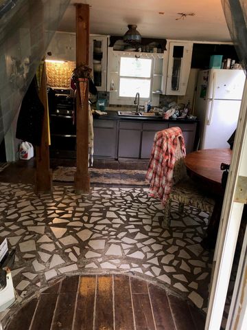 502 Elwood Avenue, Cleveland, TX 77327