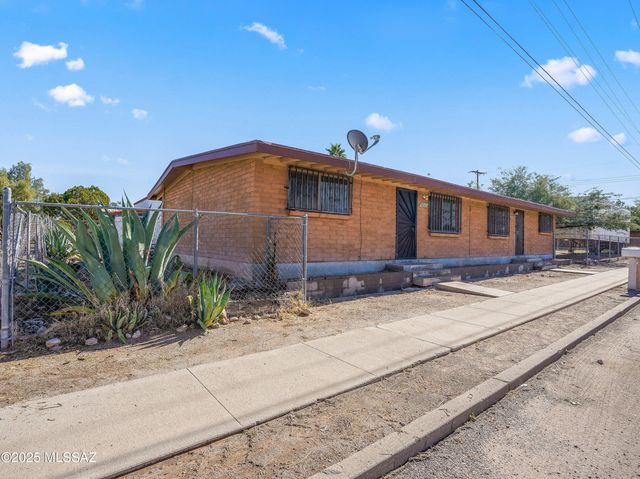2001 S 3rd Avenue, Tucson, AZ 85713