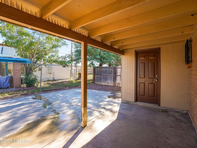 2001 S 3rd Avenue, Tucson, AZ 85713