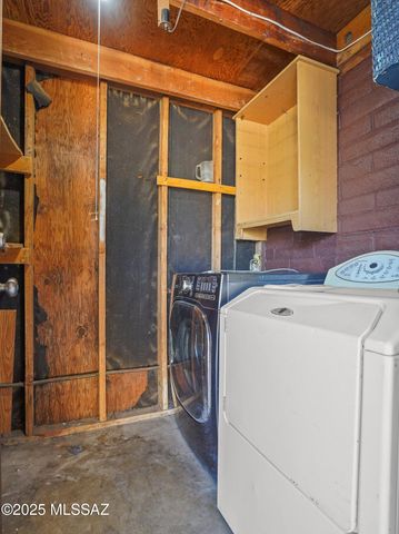 2001 S 3rd Avenue, Tucson, AZ 85713