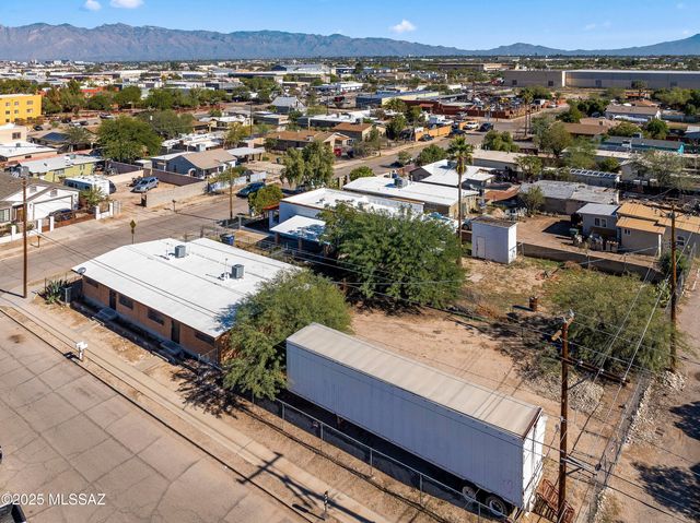 2001 S 3rd Avenue, Tucson, AZ 85713