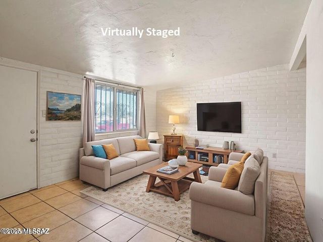 2001 S 3rd Avenue, Tucson, AZ 85713