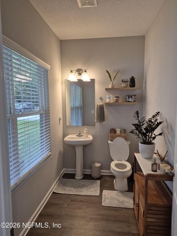 6093 HYDE PARK Circle, Jacksonville, FL 32210