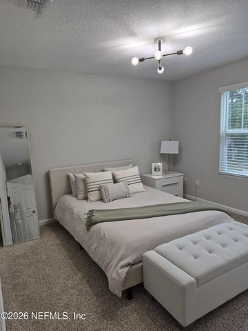 6093 HYDE PARK Circle, Jacksonville, FL 32210