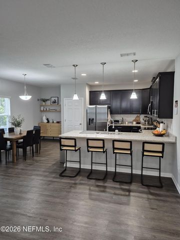 6093 HYDE PARK Circle, Jacksonville, FL 32210