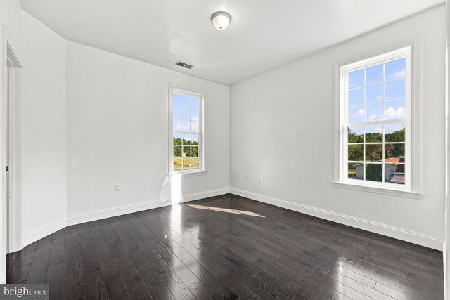 268 PHILLIPS LN, Bunker Hill, WV 25413