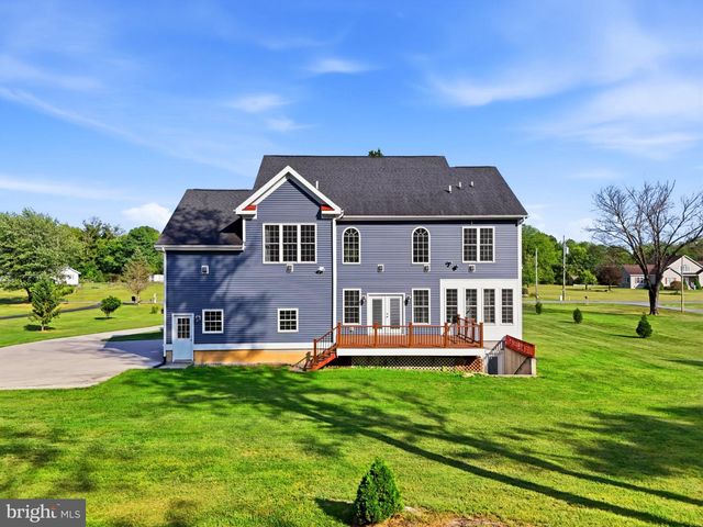 268 PHILLIPS LN, Bunker Hill, WV 25413