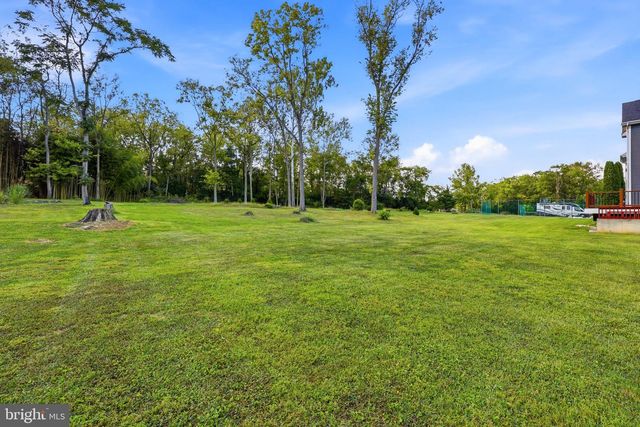 268 PHILLIPS LN, Bunker Hill, WV 25413