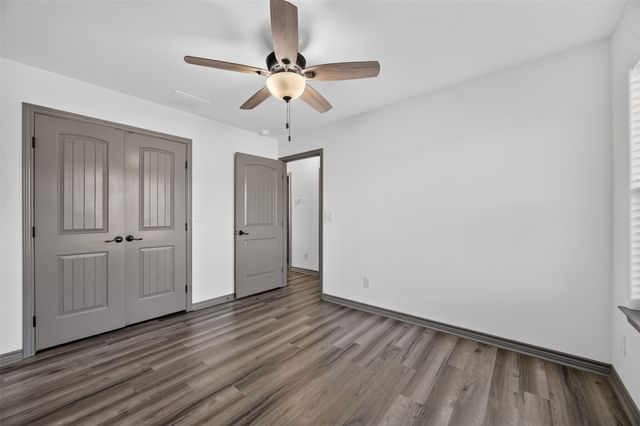 2316 Woodview Trail, Granbury, TX 76048