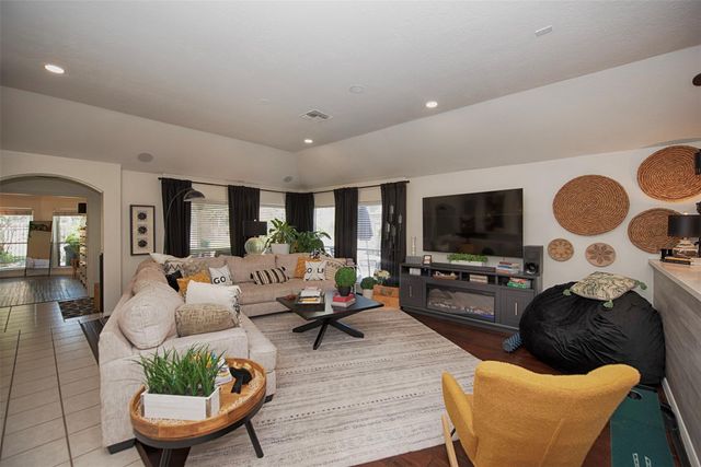 2442 Fairway Pointe Drive, League City, TX 77573