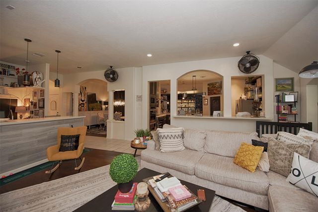 2442 Fairway Pointe Drive, League City, TX 77573