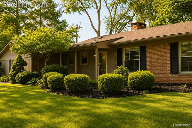 1111 Ashover Drive, Bloomfield Hills, MI 48304