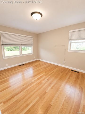 1111 Ashover Drive, Bloomfield Hills, MI 48304