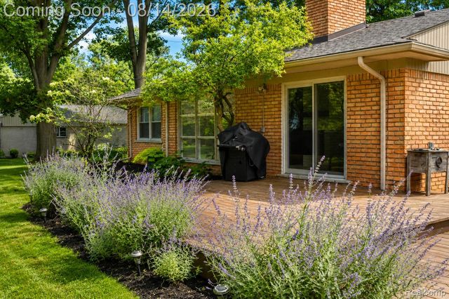 1111 Ashover Drive, Bloomfield Hills, MI 48304