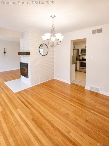 1111 Ashover Drive, Bloomfield Hills, MI 48304