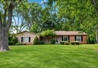 1111 Ashover Drive, Bloomfield Hills, MI 48304