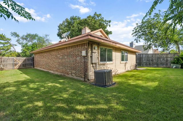 2141 Stradivarius Lane, Carrollton, TX 75007