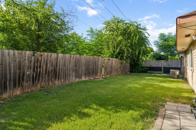 2141 Stradivarius Lane, Carrollton, TX 75007
