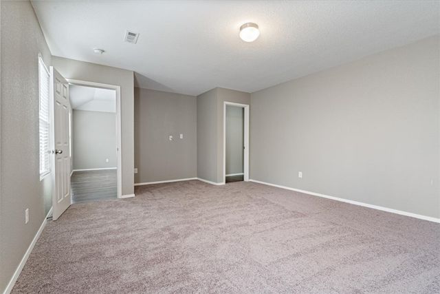 7851 Bridgegate Avenue, Springdale, AR 72762