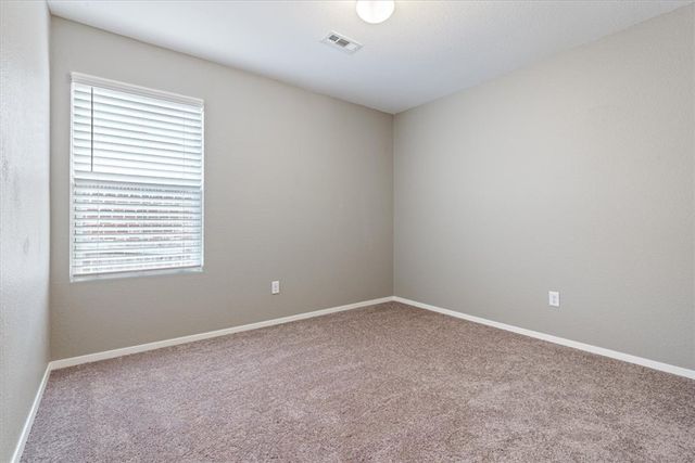 7851 Bridgegate Avenue, Springdale, AR 72762