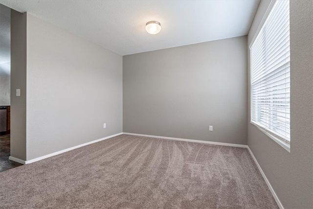 7851 Bridgegate Avenue, Springdale, AR 72762