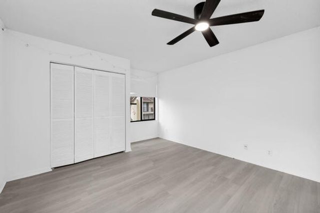 150 Pineview Road J6, Jupiter, FL 33469