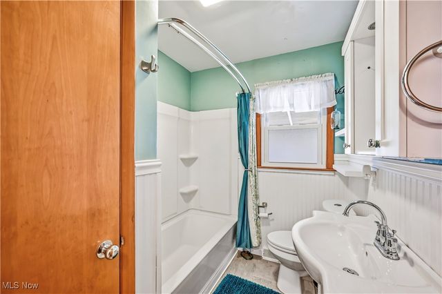 894 Eastland Avenue SE, Warren, OH 44484