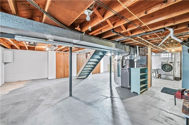 894 Eastland Avenue SE, Warren, OH 44484