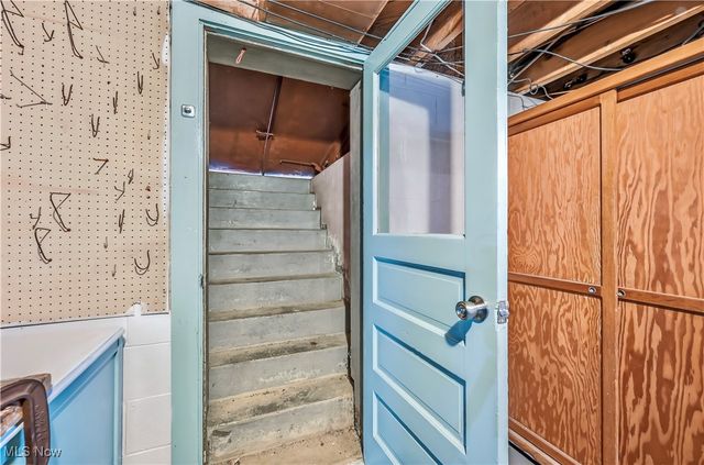 894 Eastland Avenue SE, Warren, OH 44484