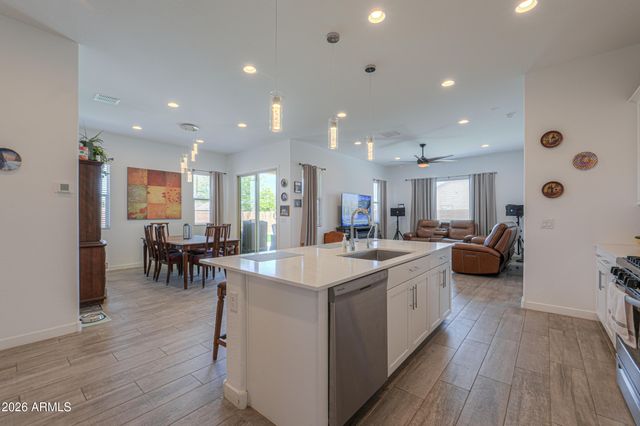 489 E EMERALD Drive, Casa Grande, AZ 85122