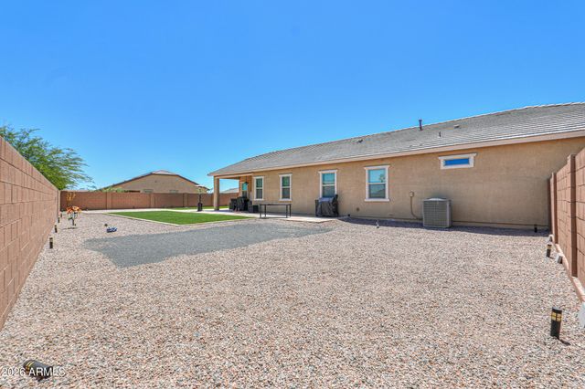 489 E EMERALD Drive, Casa Grande, AZ 85122