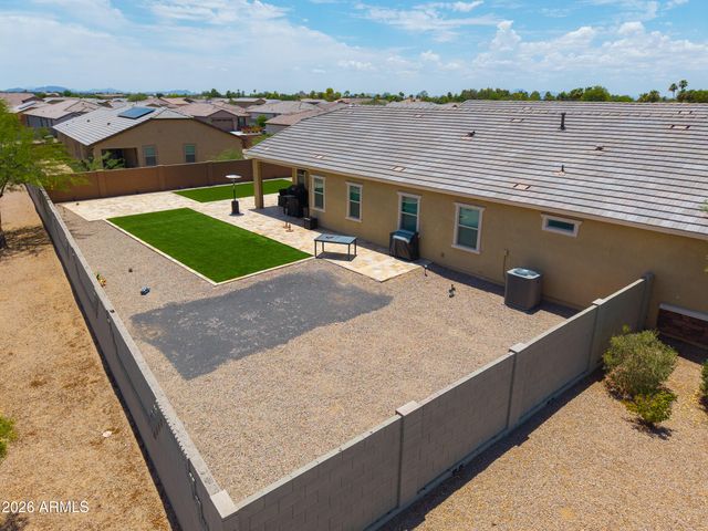 489 E EMERALD Drive, Casa Grande, AZ 85122