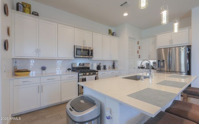 489 E EMERALD Drive, Casa Grande, AZ 85122