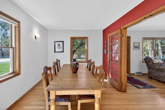 5150 River Road, Waunakee, WI 53597