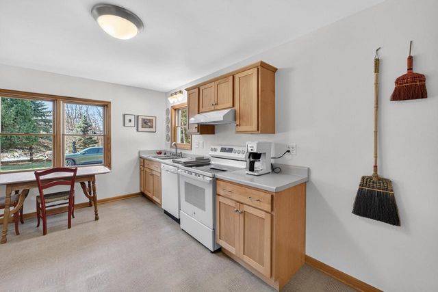 5150 River Road, Waunakee, WI 53597