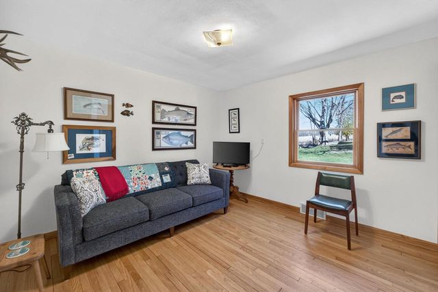 5150 River Road, Waunakee, WI 53597