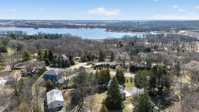 5150 River Road, Waunakee, WI 53597