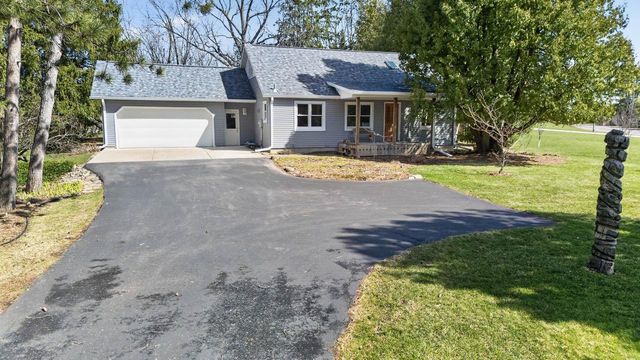 5150 River Road, Waunakee, WI 53597