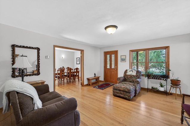 5150 River Road, Waunakee, WI 53597