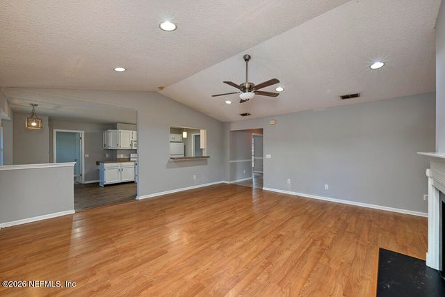 403 SCARLET BUGLER Lane N, Jacksonville, FL 32225