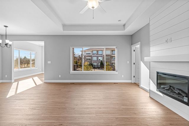 260 Pine Grove Lane, Iowa City, IA 52246