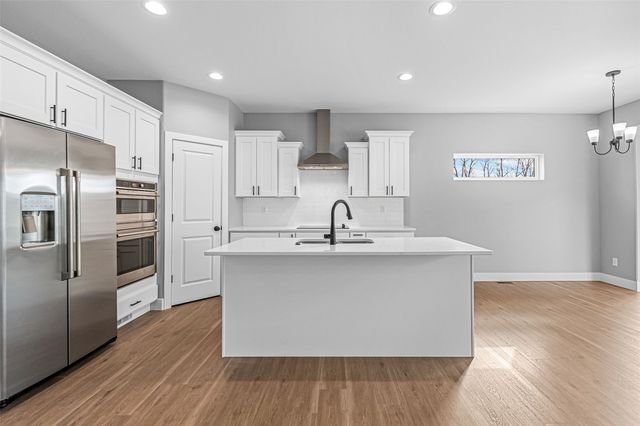 260 Pine Grove Lane, Iowa City, IA 52246