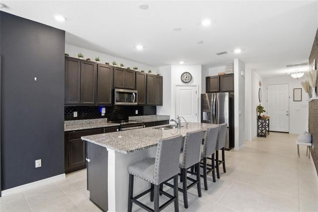 2004 BUCKHANON TRL, Deland, FL 32720
