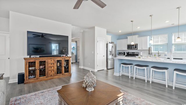 109 Cowan Pl., Myrtle Beach, SC 29588