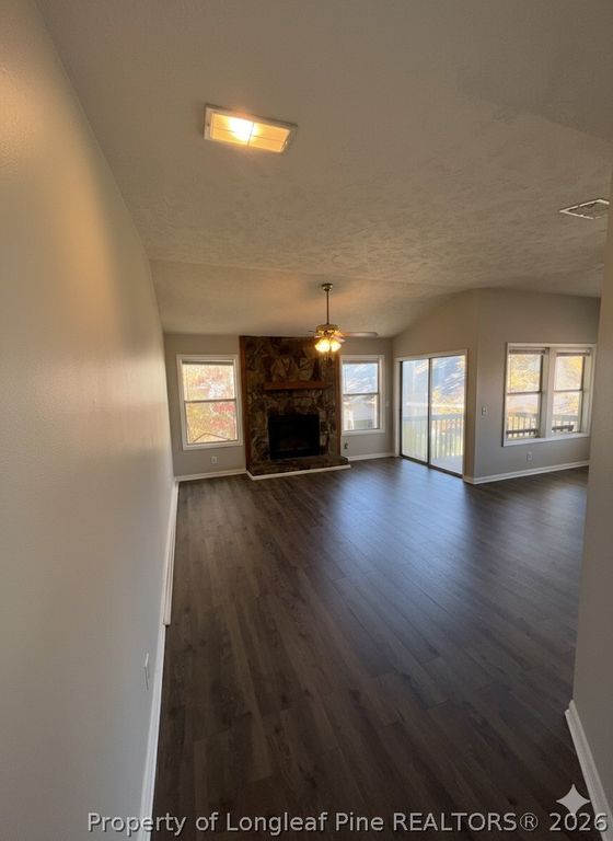 1025 Wood Creek Drive 9, Fayetteville, NC 28314 — exterior
