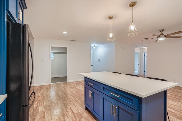 507 Seminole DR, Austin, TX 78745