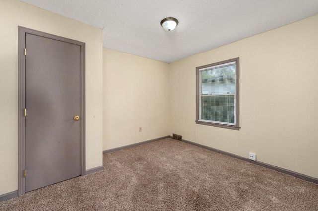 1816 W 29th, Wichita, KS 67217
