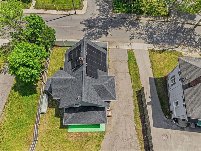 17 Forest Ave, Plymouth, MA 02360