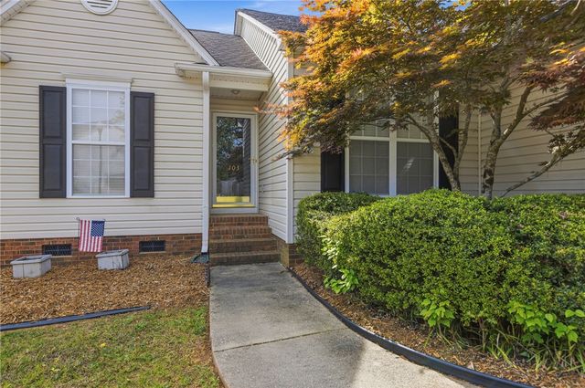 103 Timber Trace Way, Easley, SC 29642