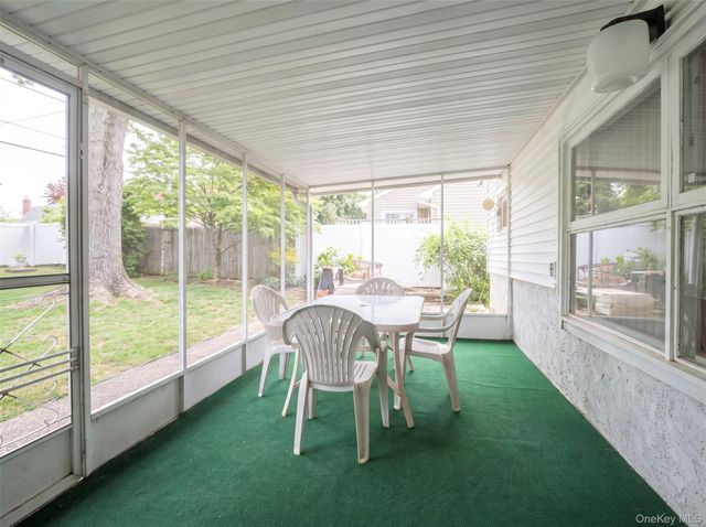 128 James Street, Massapequa, NY 11758